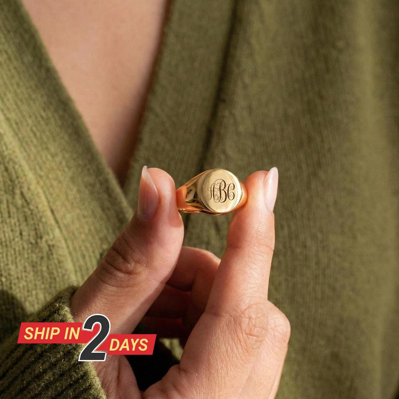 Custom Initial Signet Ring, Personalized Engraved Stainless Steel Ring, Unisex Gold Silver Ring, Romantic Gift for Couples